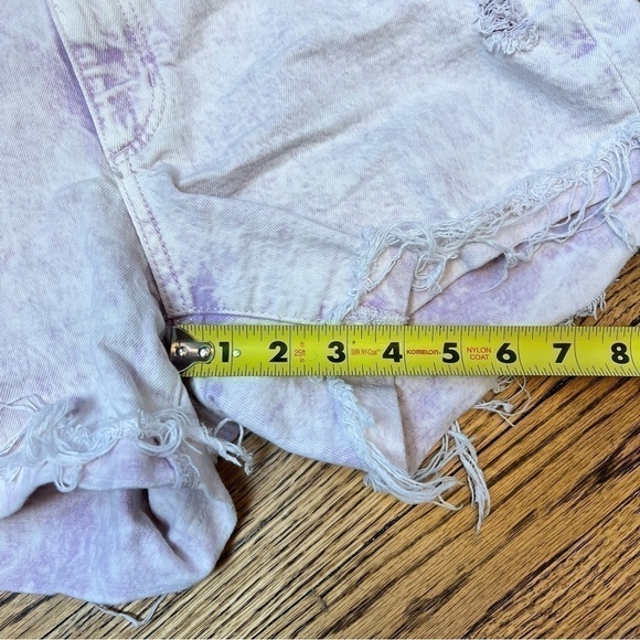 Universal Thread Size 4 / 27 Purple Acid Wash Vintage Stretch Midi Denim Shorts - Picture 10 of 10